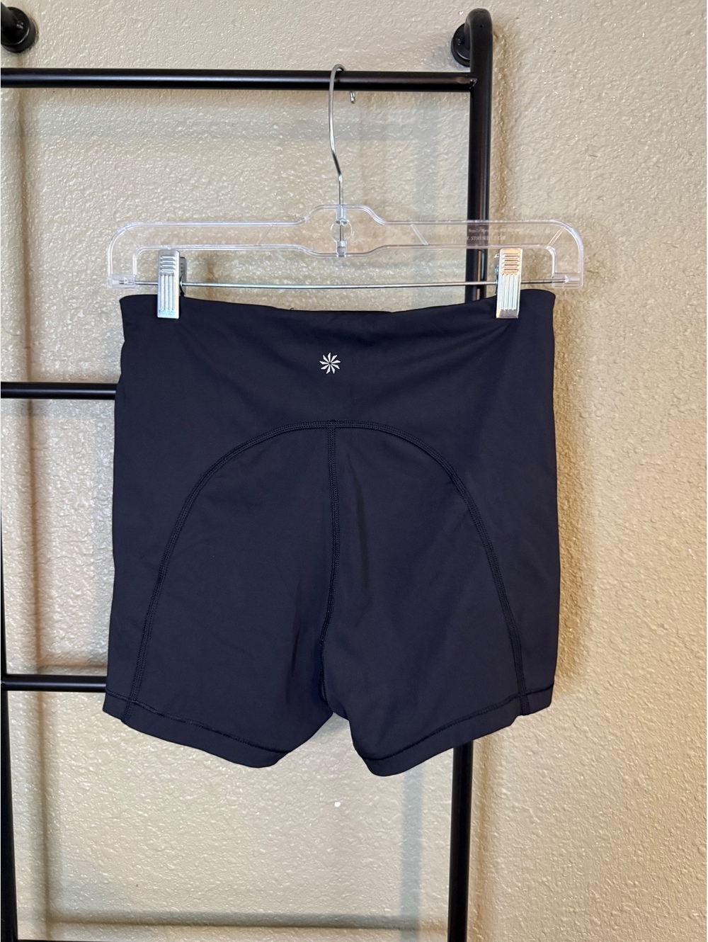 Athleta Ultimate Shortie Black Athletic Shorts Size Small
